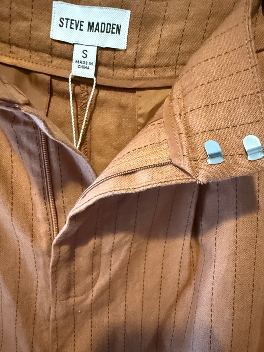 Steve Madden Rust Pinstripe High-Rise Shorts S - Picture 4 of 11